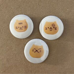 1.25in. Cute Cat Face Button Set